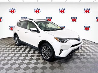 Used 2017 Toyota RAV4 Limited image 1