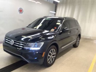 Used 2020 Volkswagen Tiguan SE image 1