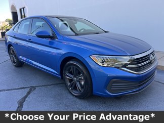 Used 2022 Volkswagen Jetta SE image 1