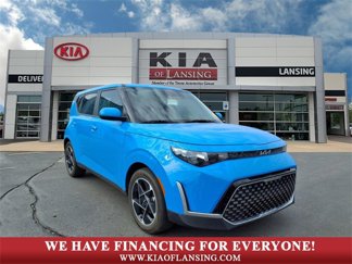 Used 2023 Kia Soul EX image 1