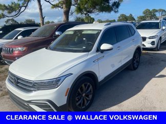 Certified 2022 Volkswagen Tiguan SE image 1