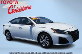 Used 2024 Nissan Altima 2.5 S image 1