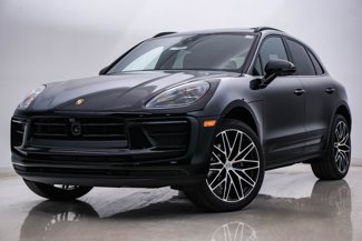 Used 2024 Porsche Macan image 1
