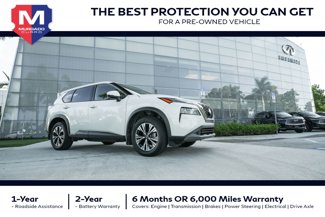 Used 2021 Nissan Rogue SV image 1
