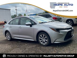 Used 2023 Toyota Corolla LE image 1