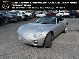 Used 2006 Pontiac Solstice Convertible w/ Premium Package image 1