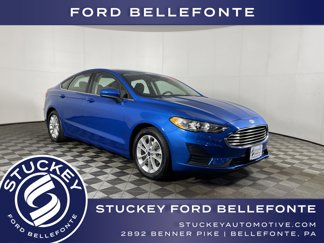 Used 2020 Ford Fusion SE image 1