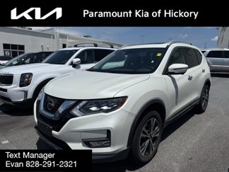Used 2017 Nissan Rogue SL w/ SL Premium Package image 1