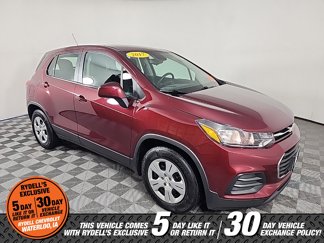 Used 2017 Chevrolet Trax LS image 1