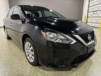 Used 2016 Nissan Sentra SV image 1