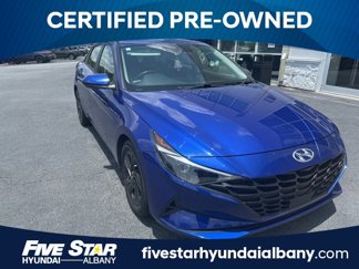 Certified 2021 Hyundai Elantra SEL w/ Convenience Package image 1