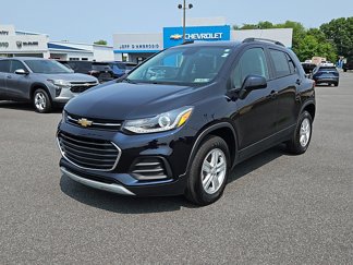 Used 2022 Chevrolet Trax LT w/ LT Convenience Package image 1