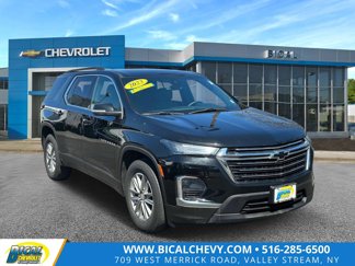 Certified 2022 Chevrolet Traverse LT image 1