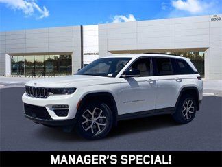 Used 2024 Jeep Grand Cherokee Limited image 1