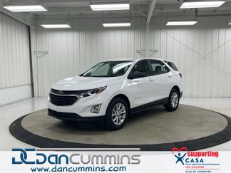 Used 2020 Chevrolet Equinox LS image 1