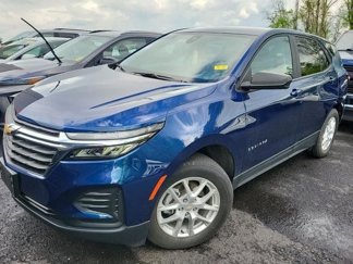 Used 2022 Chevrolet Equinox LS w/ LS Convenience Package image 1