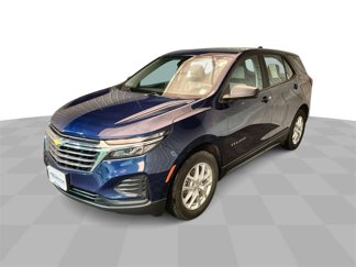 Used 2023 Chevrolet Equinox LS image 1