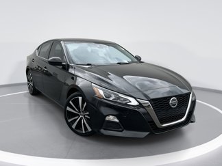 Used 2022 Nissan Altima 2.5 SR image 1