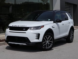 New 2025 Land Rover Discovery Sport Dynamic SE image 1