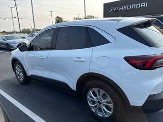 Used 2023 Ford Escape Active image 1
