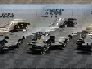 New 2025 Lincoln Corsair AWD image 1