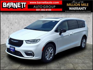 New 2025 Chrysler Pacifica Select image 1