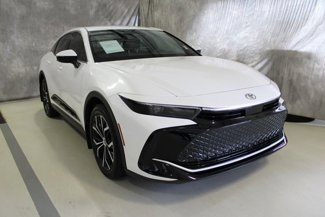 Used 2023 Toyota Crown XLE image 1