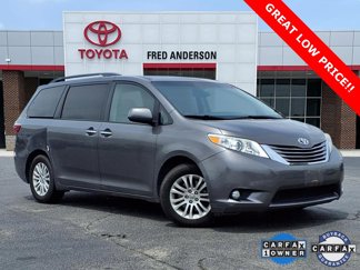 Used 2017 Toyota Sienna XLE image 1