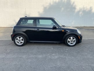 Used 2011 MINI Cooper Hardtop image 1