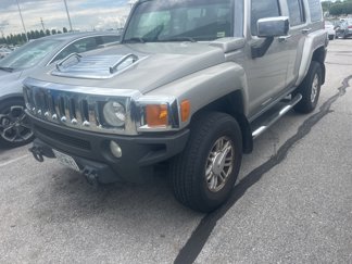 Used 2007 HUMMER H3 image 1