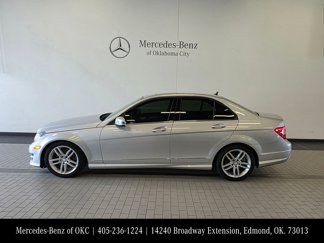 Used 2013 Mercedes-Benz C 300 4MATIC Sedan image 1
