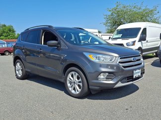 Used 2017 Ford Escape SE w/ Equipment Group 201A image 1