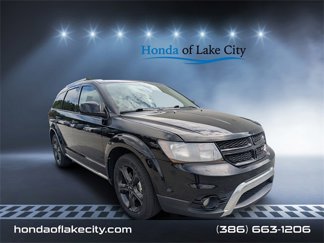 Used 2019 Dodge Journey Crossroad image 1
