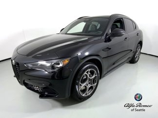 New 2025 Alfa Romeo Stelvio Sprint image 1