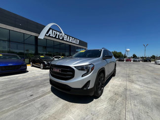 Used 2020 GMC Terrain SLE w/ Driver Convenience Package image 1