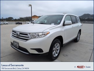 Used 2013 Toyota Highlander FWD image 1