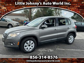 Used 2010 Volkswagen Tiguan S image 1