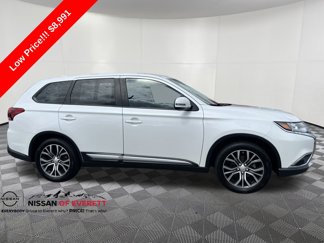 Used 2017 Mitsubishi Outlander SE image 1