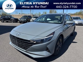Certified 2022 Hyundai Elantra SEL image 1