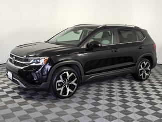 Used 2022 Volkswagen Taos SEL image 1