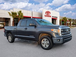Used 2017 Toyota Tundra SR5 image 1