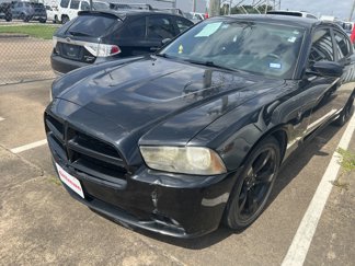 Used 2014 Dodge Charger SXT w/ Blacktop Package image 1