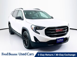 Used 2020 GMC Terrain SLT w/ Preferred Package image 1