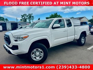 Used 2021 Toyota Tacoma 2WD Access Cab image 1