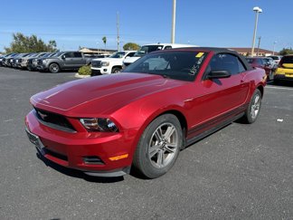 Used 2010 Ford Mustang Convertible image 1