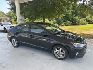 Used 2019 Hyundai Elantra SEL image 1