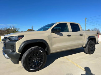 Used 2024 Chevrolet Colorado Trail Boss w/ Technology Package image 1