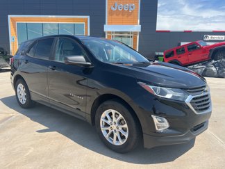 Used 2020 Chevrolet Equinox LS w/ LS Convenience Package image 1