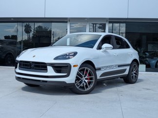 Certified 2023 Porsche Macan S image 1