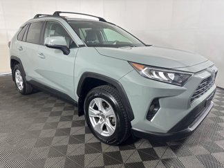 Used 2020 Toyota RAV4 XLE image 1